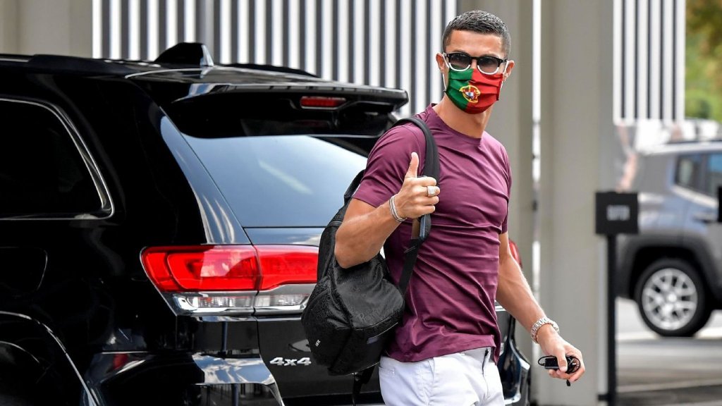 Cristiano Ronaldo, infectat cu COVID-19, a încălcat protocolul sanitar