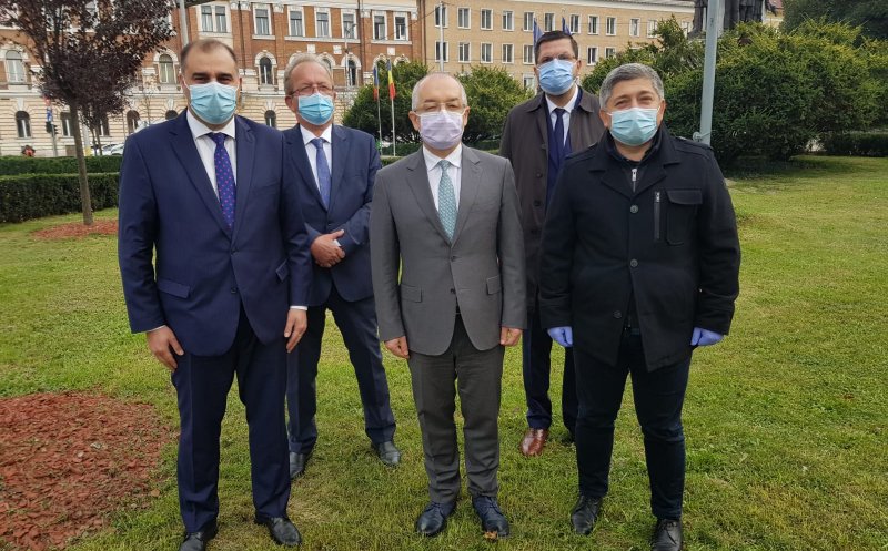 PNL Cluj a depus dosarele cu candidaţii pentru parlamentare. Boc: "Clujul trebuie să fie în continuare de referință"
