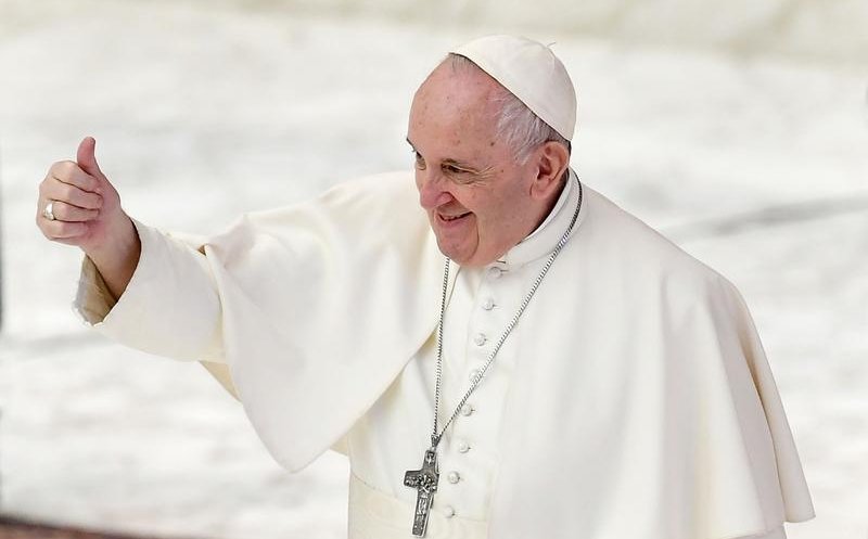 Papa Francisc "a dat binecuvântarea" parteneriatelor gay. „Sunt copiii Domnului şi au dreptul la familie”