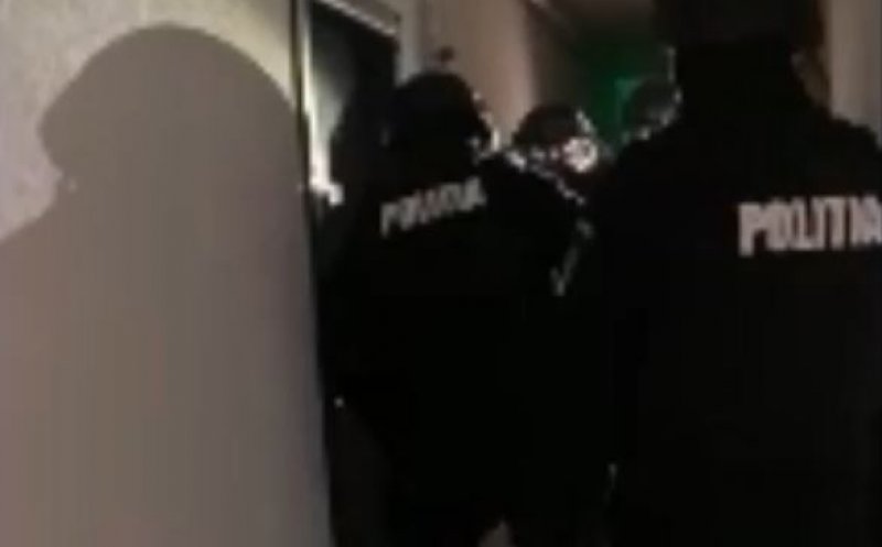 Percheziții în patru locuințe din Cluj. Vizați, doi bărbați care au tăbărât peste un bătrân de 82 de ani