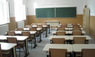 Peste 200 de școli din Cluj, în scenariul roșu. Câţi elevi şi profesori sunt infectaţi cu COVID