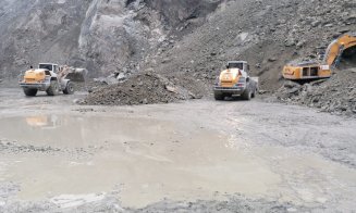 Accident de muncă la Cluj. Muncitor blocat în utilaj după o alunecare de teren