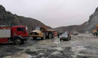 Accident de muncă la Cluj. Muncitor blocat în utilaj după o alunecare de teren