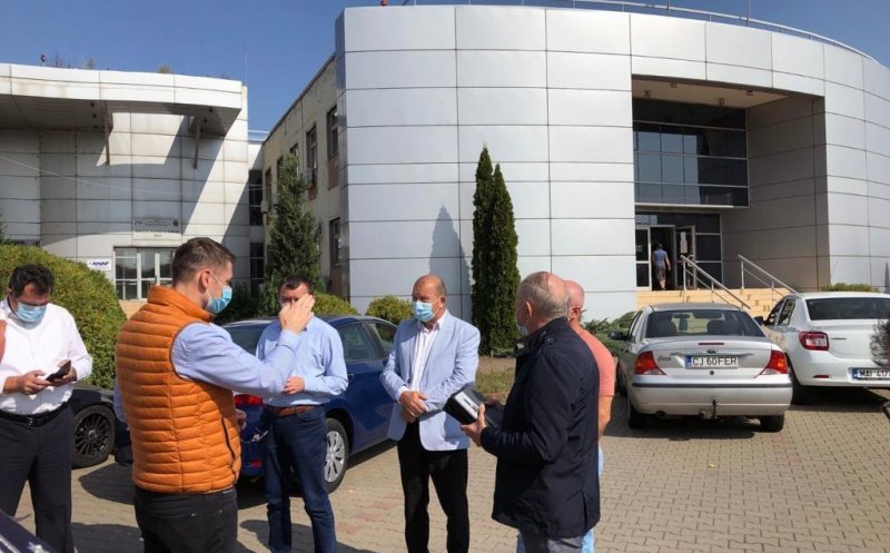 Birou al primăriei în noul sediu al Serviciului de permise și înmatriculări auto din Someșeni
