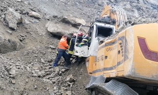 Bărbatul prins sub pietriș la cariera din Morlaca a murit