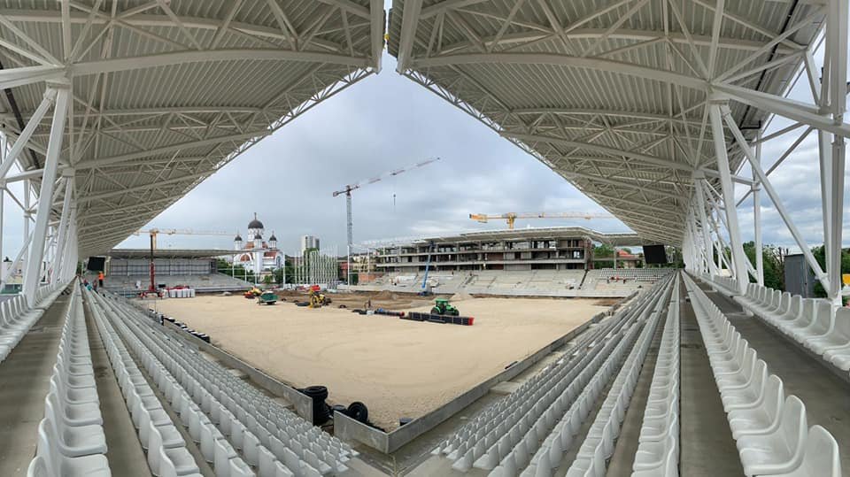 Constructorii clujeni de la ACI au ridicat trei stadioane în România