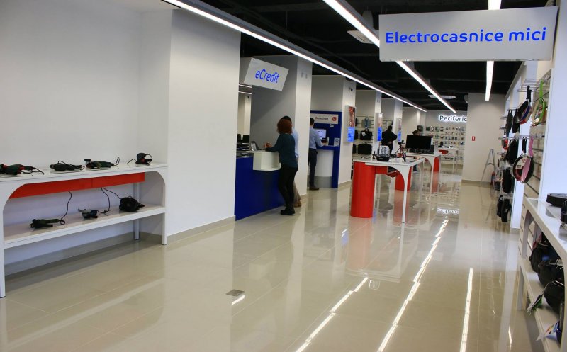 BLACK FRIDAY. Emag a vândut de 25 de milioane de euro în 30 de minute. Clujul, în top
