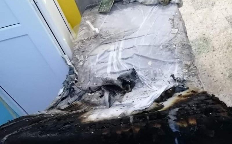 Saloanele ATI care au ars la Piatra Neamţ erau încuiate