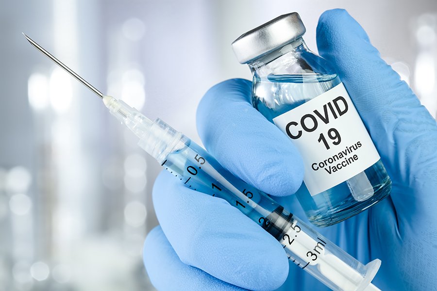 Se fac liste la ministere pentru vaccinarea anti-COVID din decembrie. Populația generală, vaccinată în utima etapă?