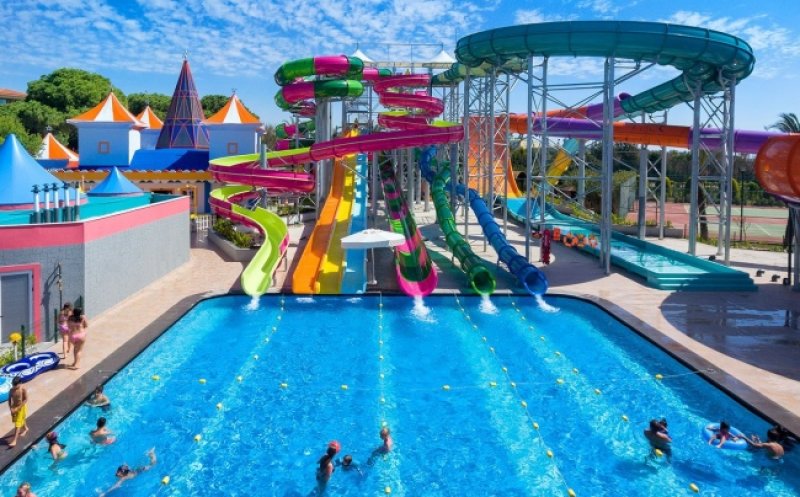 Aqua Park de mari dimensiuni într-un oraş din Cluj, pe fonduri europene