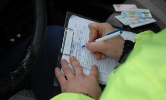 Cu 162km/h printr-o localitate din Cluj şi cu nereguli la maşină. Amendă de aproape 6.000 lei