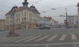 Putea fi ultima cursă! Ce a pățit un taximetrist intrat pe roșu într-o intersecție din Cluj