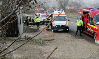 Șofer de 76 de ani, ieșit cu mașina în decor la Apahida. Doi răniți, unul încarcerat