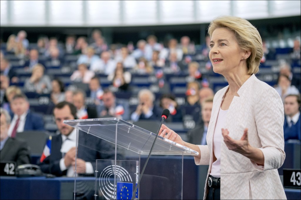 3 miliarde de euro de la UE, de Ziua Națională. Cu împrumut