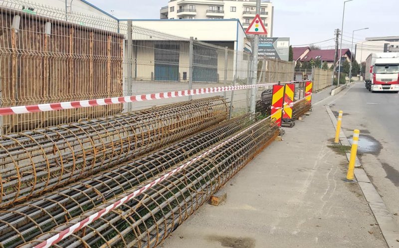 Continuă traficul de coşmar pe Calea Baciului. Şoferii fac haz de necaz: "Sapă la gura de metrou"