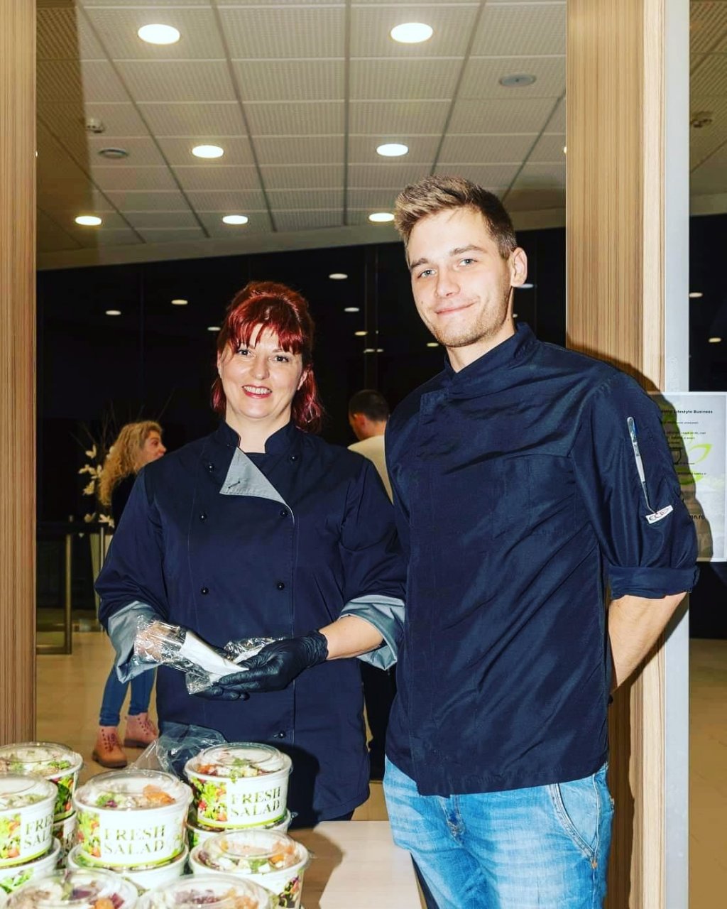 Un bucătar din Cluj care și-a pierdut 90% din clienți s-a făcut voluntar