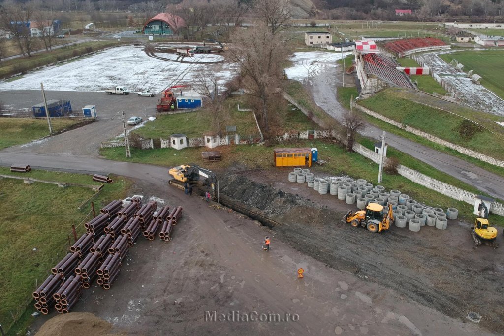 Turda, primul pas spre realizarea Sălii Polivalente. Au început deja lucrările la fundație