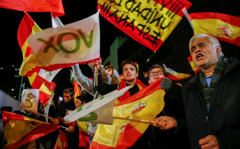 Se poate și la noi? AUR vs. VOX din Spania: Cum a crescut la 15%, „micul” partid de extremă dreapta