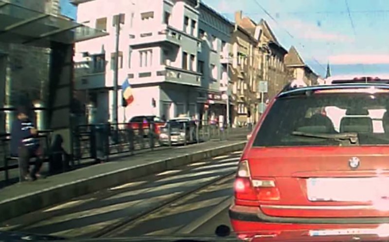Accident pe Horea. Pieton lovit pe zebră de un taximetrist