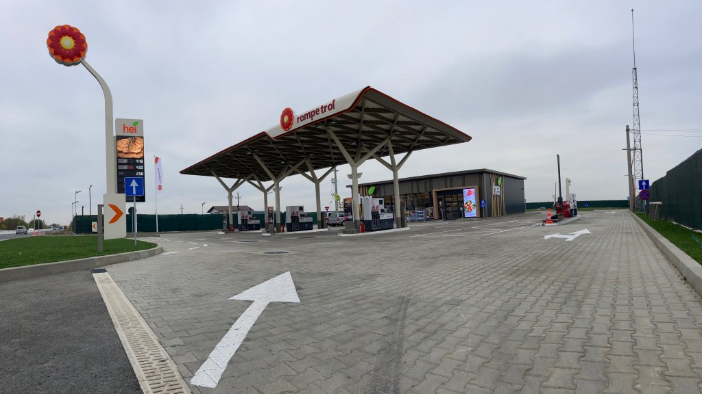 Kazahii își experimentează noul tip de benzinărie la Cluj