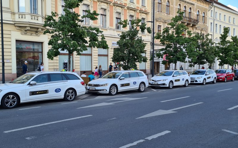 Taxiurile din Cluj, obligate la plata cu cardul din 2021