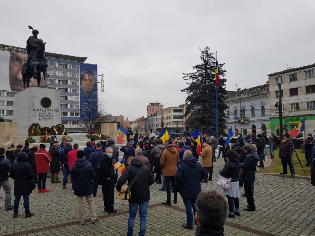 AUR, amendat la Cluj, huiduit la Timişoara