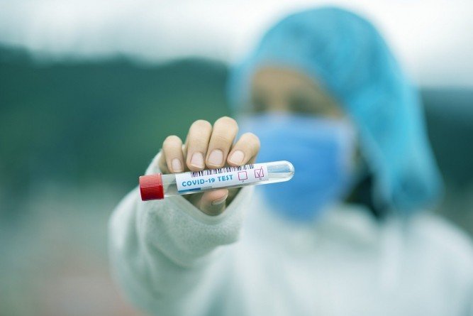 Primul român condamnat la închisoare cu executare pentru zădărnicirea combaterii bolilor