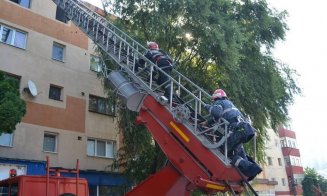 Femeie din Cluj găsită fără suflare în apartament