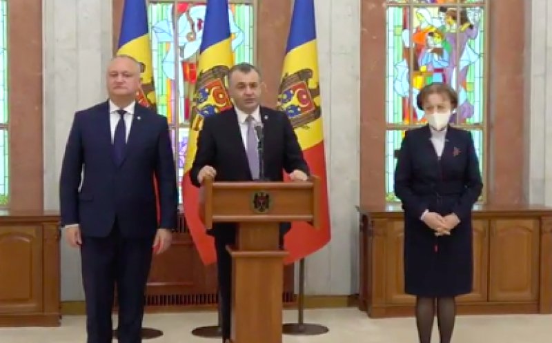 Guvernul a demisionat, urmează alegerile anticipate: „Responsabilitatea pentru problemele ţării acum e pe umerii Maiei Sandu”