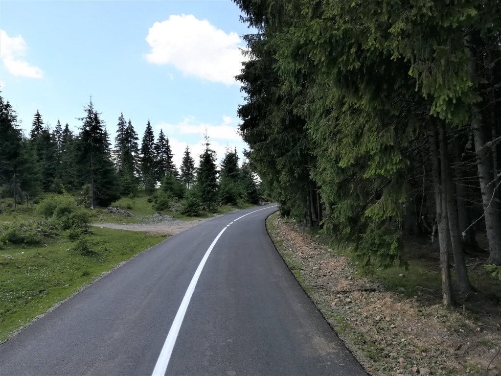 Se reiau lucrările de modernizare pe patru drumuri județene clujene de importanță strategică