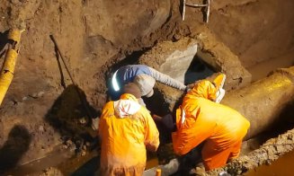 Potop de Crăciun pe două străzi din Cluj. Crater pe General Dragalina și ca-n Veneția pe Mamaia