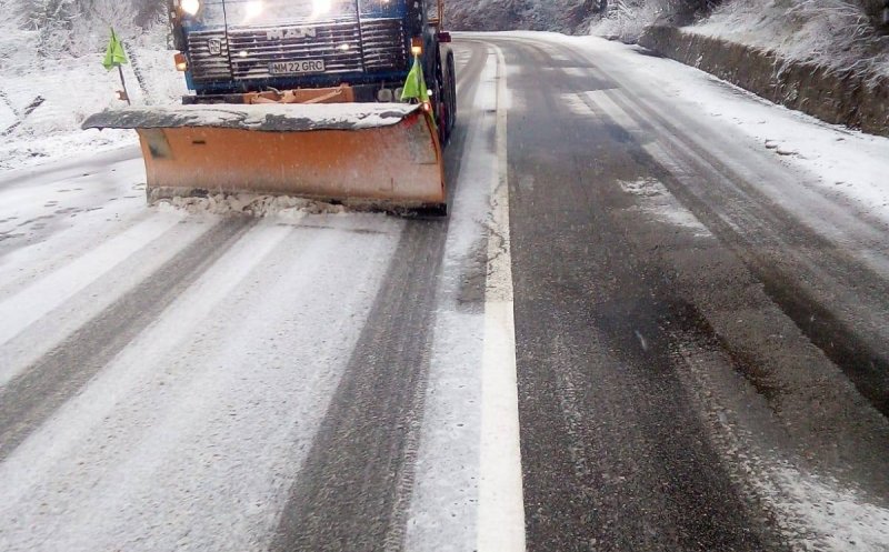 Drumarii clujeni, chemați să deszăpezească șoselele din zona montană