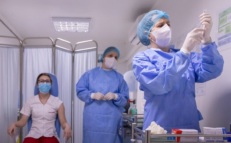 Guvernul României: e greu ca noua tulpină din Covid-19 se dezvolte după vaccin