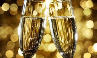 Licori magice de Revelion. Sfaturile unui expert, pentru ca trecerea dintre ani să fie memorabliă