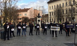 Proteste la Cluj. Polițiștii reacționează la anunțul lui CÎțu de a îngheța salariile