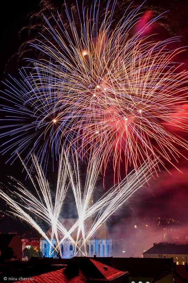 Studiu: motivul neașteptat pentru care oamenilor le plac artificiile