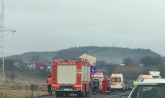 Accident grav la ieșirea din Huedin. Victimele, preluate de elicopterul SMURD