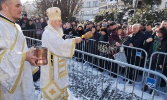 Reguli și programul slujbelor de Bobotează. Cum vor primi credincioșii Aghiasma Mare