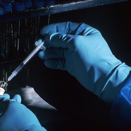 Anchetă în Ucraina pentru vaccinări ilegale. Oamenii ar fi dat până la 3.000 de euro pentru o doză de vaccin