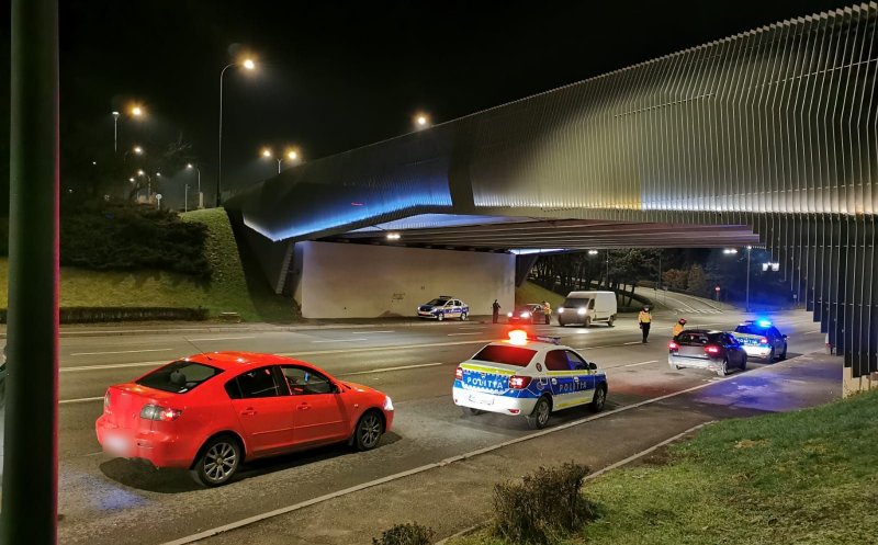 Razie anti-COVID în magazine și autobuze. Amenzi de peste 20.000 de lei într-o singură zi