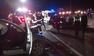 Accident grav la Cluj. O persoană a murit și alte două au rămas încarcerate