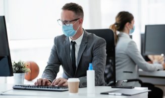 Șefii pot fi amendați cu până la 200.000 lei dacă își stresează angajații. Orele suplimentare abuzive vor fi și ele pedepsite