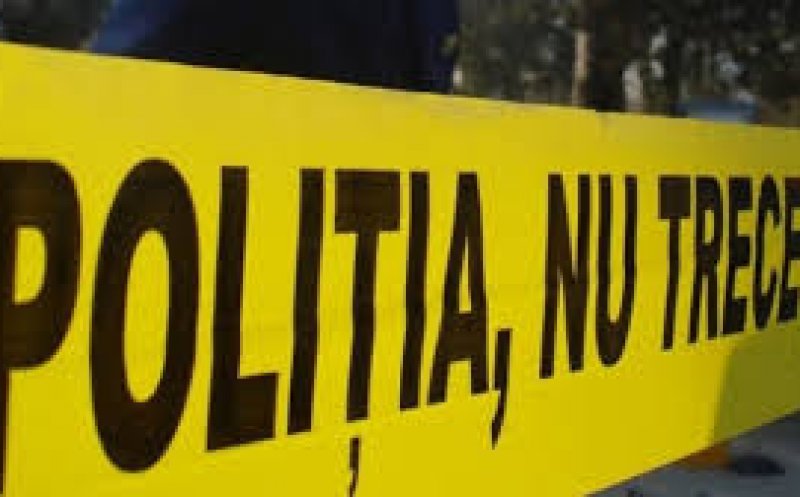 Viața chiar bate filmul! Un șofer a accidentat mortal un pieton, după care l-a dus acasă și l-a așezat în pat