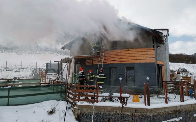 Incendiu la o casă din Chinteni