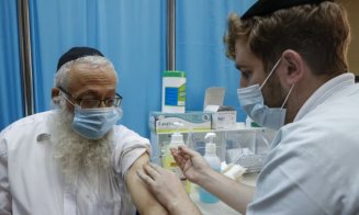 Paradoxal, Israel și UK au mai multe cazuri și decese de când au început campania de vaccinare anti-COVID