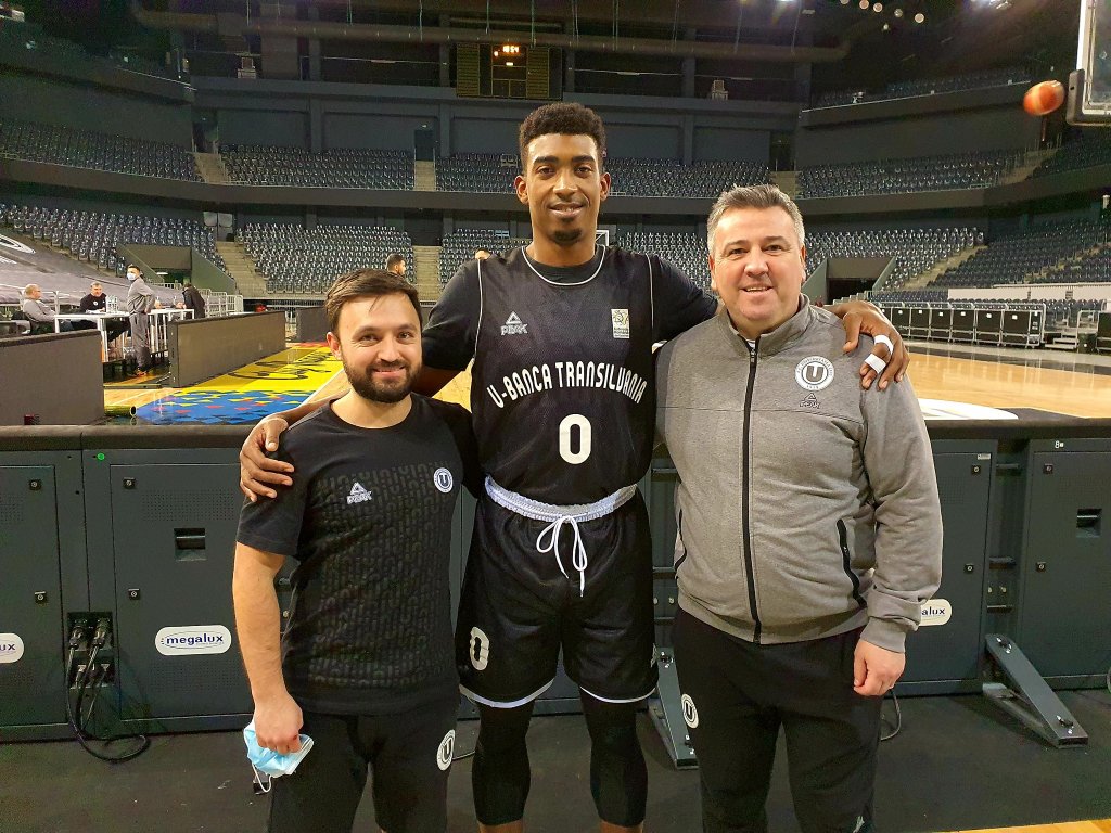 Un jucător de la U-BT și doi membri ai staff-ului vor participa la acțiunile echipelor naționale