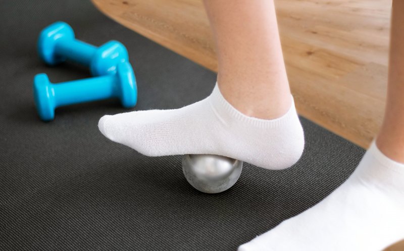 Fasciita plantară: definiție, simptome, cauze, complicații, diagnostic și tratament