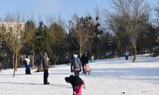 “Aici m-am jucat cand eram copil, acum 40 de ani. Acum imi aduc fetița, din Floreşti, la derdeluş aici.” Ce spun localnicii despre centura ce urmează să treacă prin Parcul Colina