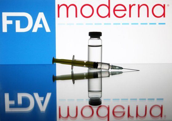 Reacţiile alergice severe la vaccinul Moderna sunt rare: 10 cazuri de şoc anafilactic la 4 milioane de vaccinuri administrate