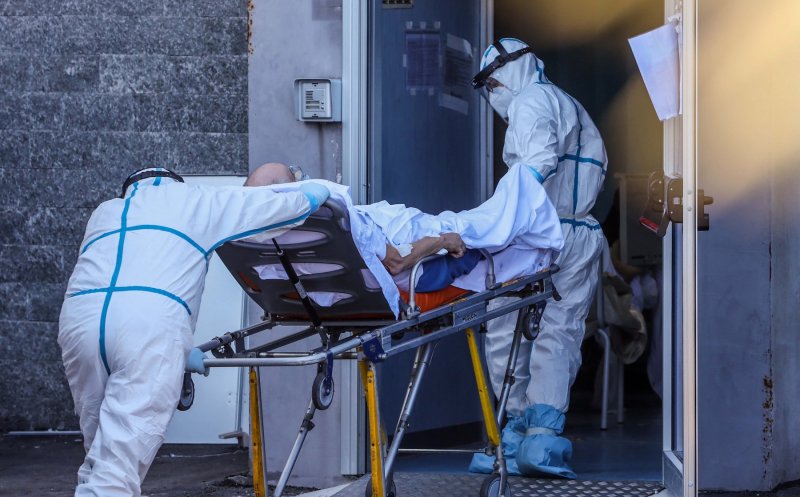 "Noile tulpini de coronavirus echivaleză cu o nouă pandemie"